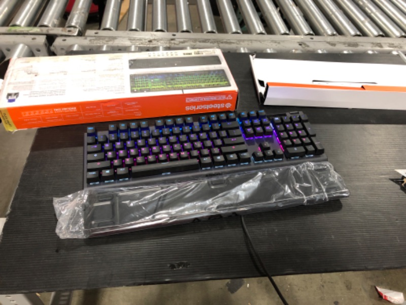 Photo 2 of SteelSeries Apex 5 Hybrid Mechanical Gaming Keyboard – per-Key RGB Illumination – Aircraft Grade Aluminum Alloy Frame – OLED Smart Display (H
