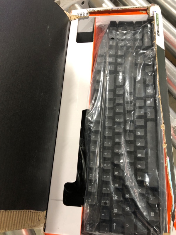 Photo 1 of SteelSeries Apex 7 Mechanical Gaming Keyboard – OLED Smart Display – USB Passthrough and Media Controls – Tactile and Clicky – RGB Backlit 

