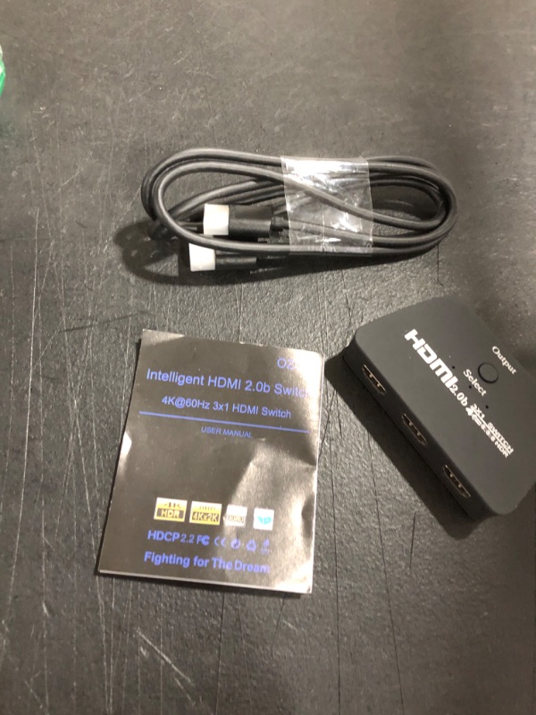 Photo 2 of Intelligent HDMI 2.0b 4K@60Hz 3X1 HDMI Switch
