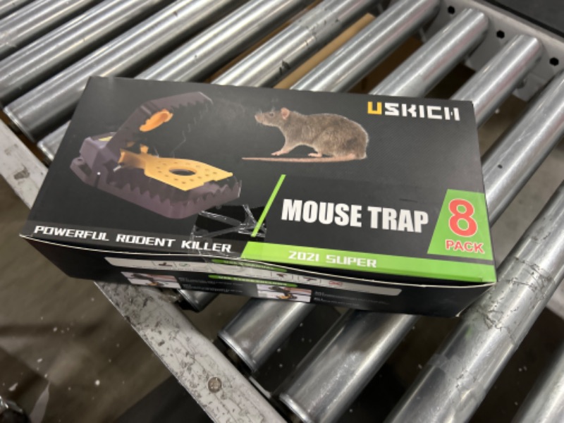 Photo 1 of 8 PACK MOUSE TRAP 