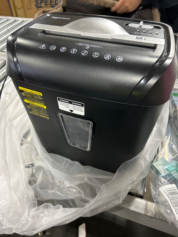 Photo 2 of AMAZON BASICS SHREDDER 