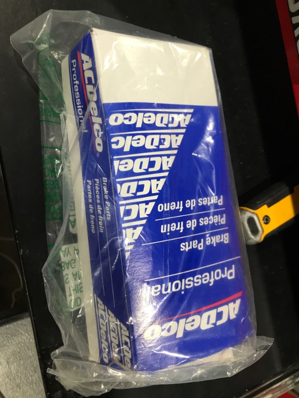 Photo 2 of 2013 Cadillac XTS ACDelco Disc Brake Hardware, Professional - Disc Brake Hardware Kit - Front
