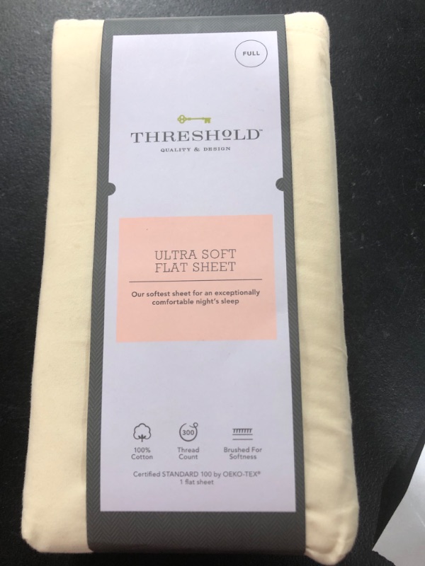 Photo 2 of 300 Thread Count Ultra Soft Flat Sheet - Threshold SIZE - FULL 