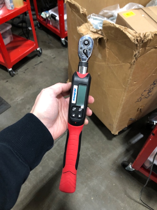 Photo 3 of ACDelco ARM601-3 3/8” (3.7 to 37 ft-lbs.) Digital Torque Wrench with Buzzer and LED Flash Notification – ISO 6789 Standards with Certificate of Calibration