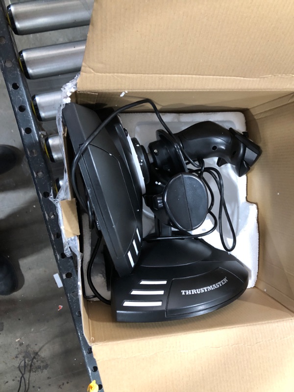 Photo 1 of Thrustmaster T-Flight Hotas One (XBOX Series X/S & XOne and Windows)