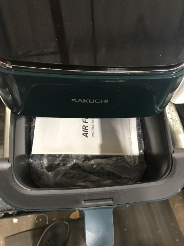 Photo 1 of Sakuchi Air Fryer 5.8 Quart Large Air Fryers, 10-in-1 Digital Air Fryer Oven Cooker with 10 Preset Cooking Programs, LED Touch Screen, Non-Stick Tray Basket, Auto Shut-Off, Pot Dishwasher Safe, 1500W (Green) 