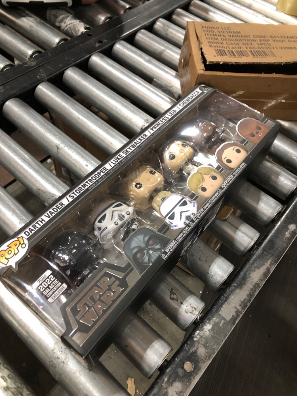 Photo 2 of Funko Pop! Vinyl: Star Wars - Darth Vader, Stormtrooper, Luke Skywalker, Princess Leia and Chewbacca - 5 Pack (Shared Galactic Convention, Amazon Exclusive), Multicolor, 64122