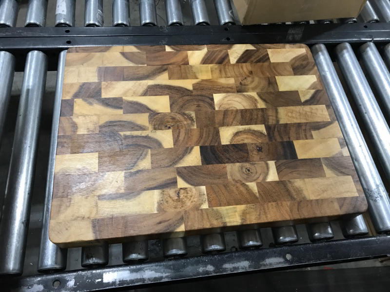 Photo 1 of 


















































Thick End Grain Cutting Board Made of Natural Teak Wood -SIZE 24 X 18 INCHES

