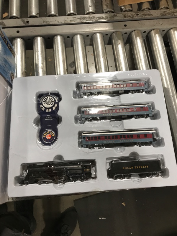 Photo 3 of Lionel The Polar Express LionChief 2-8-4 Set with Bluetooth Capability, HO Gauge Model Train Set with Remote Complete Set