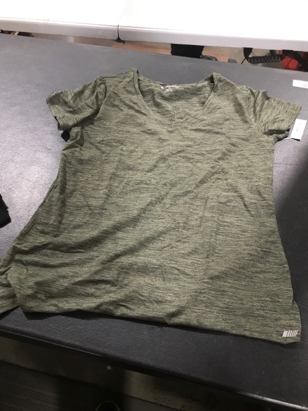 Photo 1 of Amazon Essentials Women's Tech Stretch Short-Sleeve V-Neck T-Shirt Olive size Medium