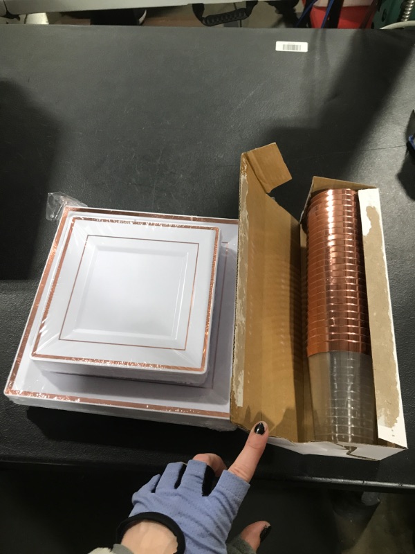Photo 1 of 25 pieces each plastic plates and cups