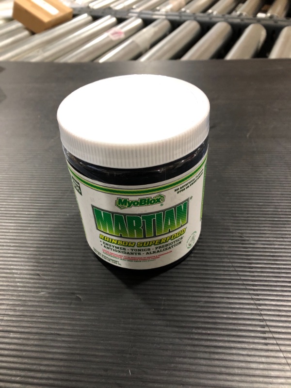 Photo 2 of MyoBlox Martian - Greens Superfood Powder - Spirulina & Chlorella - Immune, Detox & Probiotic Prebiotic - Vegan, Non-GMO, & Keto Friendly - Pepino Lemonade - 5.29 oz EXP 08.23