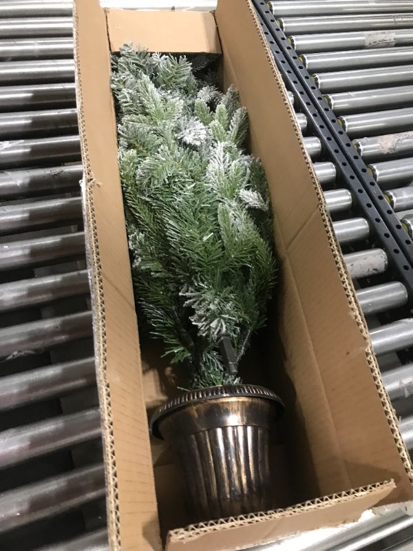 Photo 2 of Artificial Mini Christmas Tree Flocked Small Xmas Tree with Pot Base for Holiday,Entrances Decor,Unlit 4FT Potted Pine 4FT