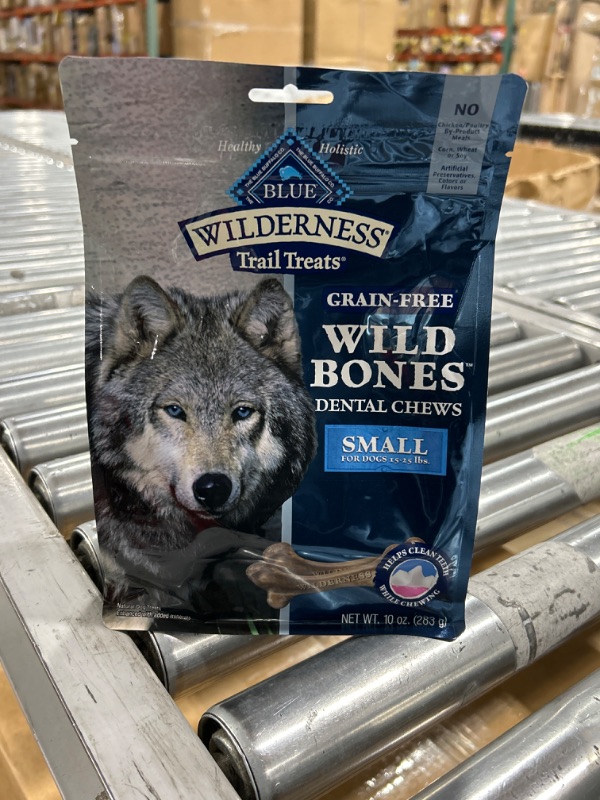 Photo 2 of ( store sealed )Blue Buffalo Wilderness Wild Bones Grain Free Dental Chews Dog Treats, Small 10-oz Bag Small Bones 10 Ounce (Pack of 1) expires 01/09/2024