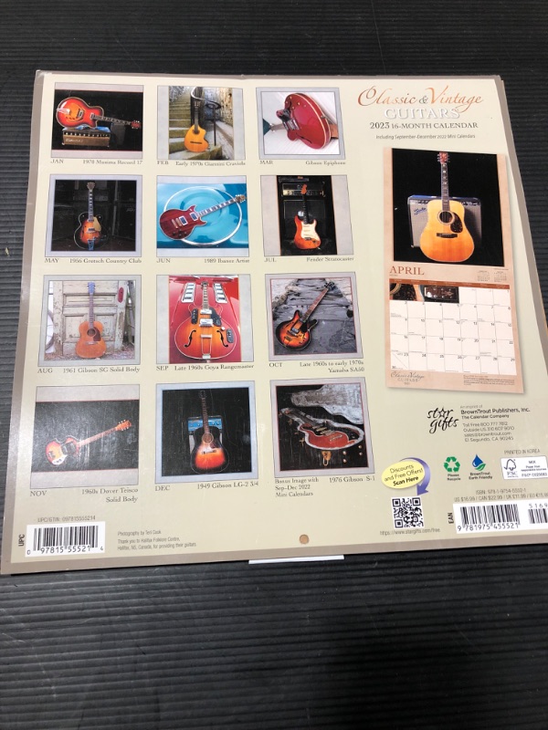 Photo 3 of 2023 Square Wall Calendar Classic & Vintage Guitars - StarGifts
