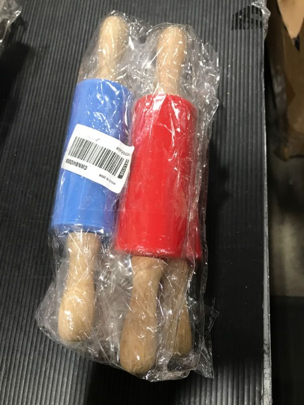 Photo 1 of 9 IN MINI ROLLING PIN 2 PCS KIDS ROLLING PIN PACK OF 2, TOTAL OF 4