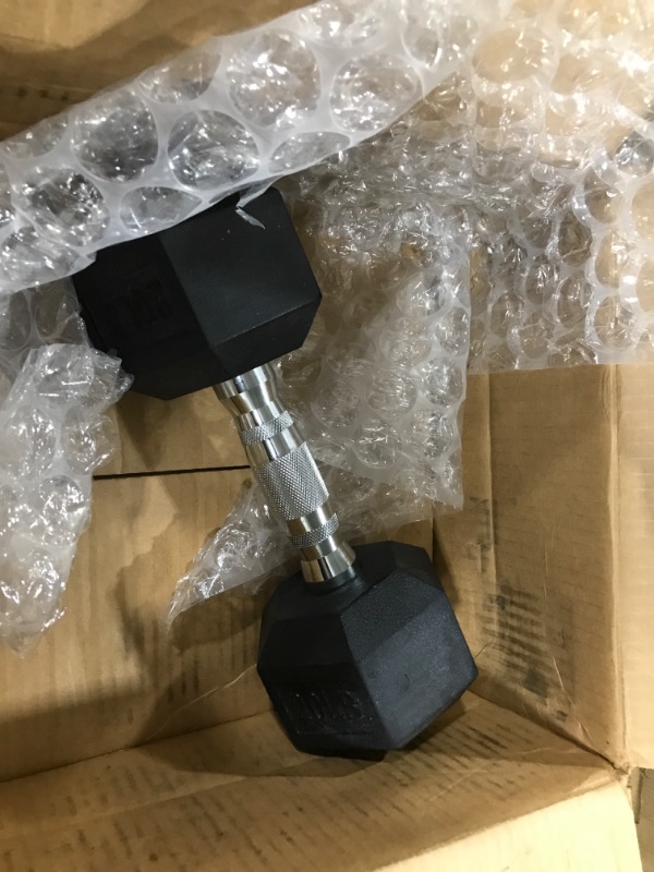 Photo 2 of Amazon Basics Rubber Encased Hex Dumbbell Hand Weight
