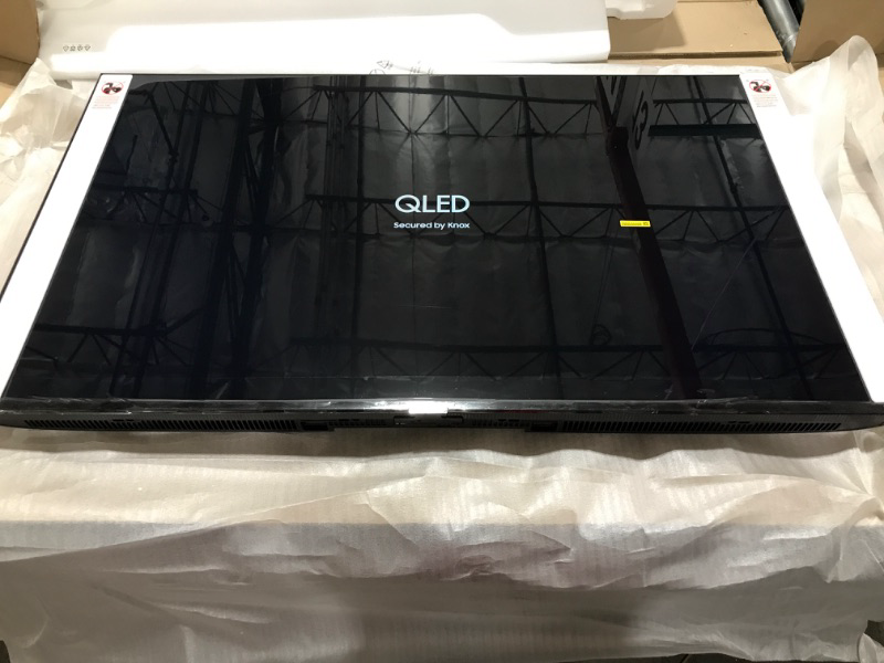 Photo 9 of Samsung QN50Q80BA 50" QLED 4K Smart TV (2022) - OPEN BOX FOR PHOTOS 

