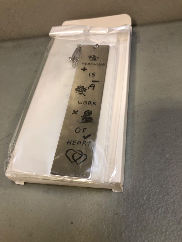 Photo 1 of 6 Packs Teacher Bookmark Metal Bookmarks Teacher Appreciation Gifts End of The Year Teacher Gifts Graduation Thank You Teacher Book Marker Teacher Appreciation Bookmark with Leaf Pendant for School