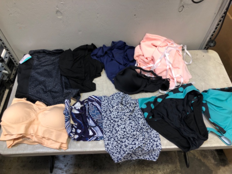 Photo 1 of BAG LOT, MISC. WOMENS CLOTHING ITEMS, SIZES MAY VARY(BUY AS IS)