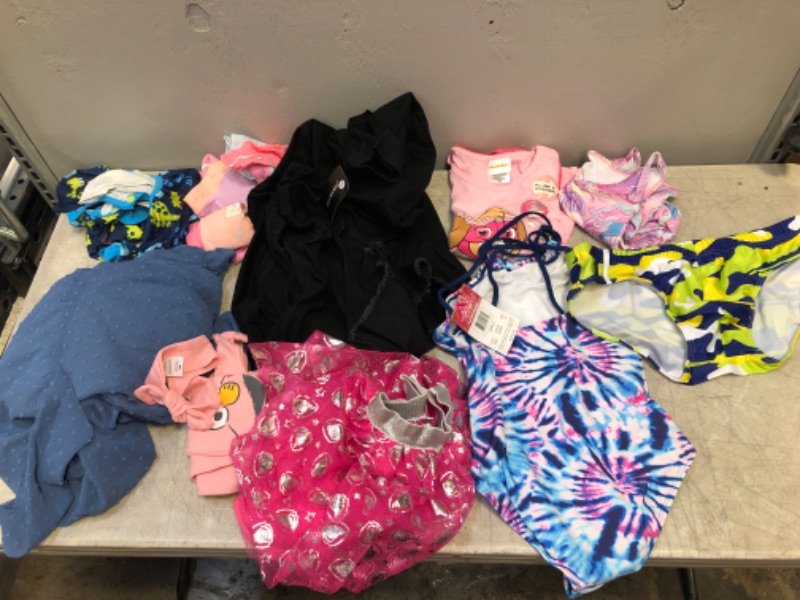 Photo 1 of BAG LOT, MISC. CLOTHING ITEMS, SIZES MAY VARY(BUY AS IS)