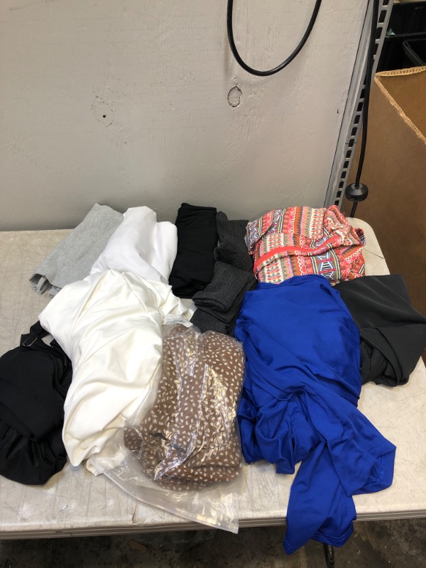 Photo 1 of BAG LOT, MISC. WOMENS CLOTHING ITEMS, SIZES MAY VARY(BUY AS IS)