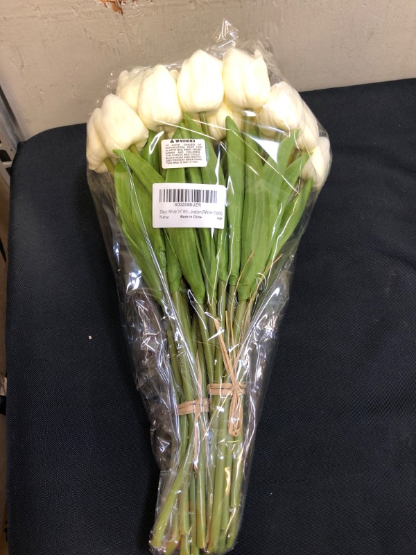 Photo 2 of 30pcs White 14" Artificial Latex Tulips Flowers for Wedding Party Home Decoration (White-30pcs)
