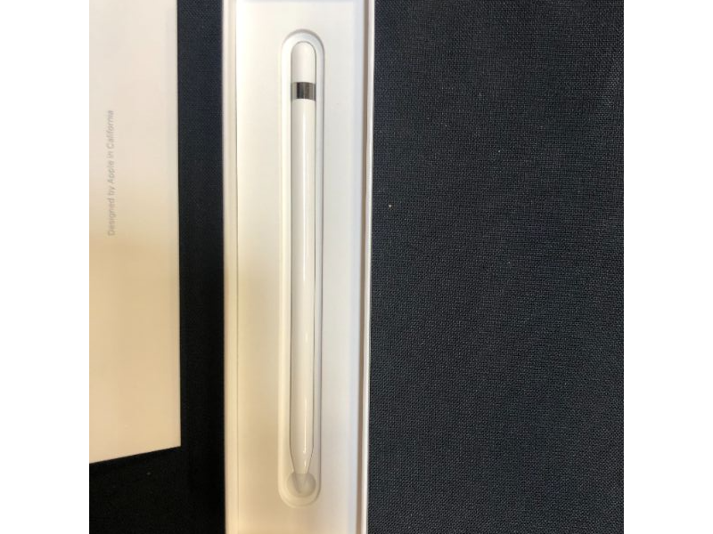 Photo 4 of Apple Pencil (1st Generation)
