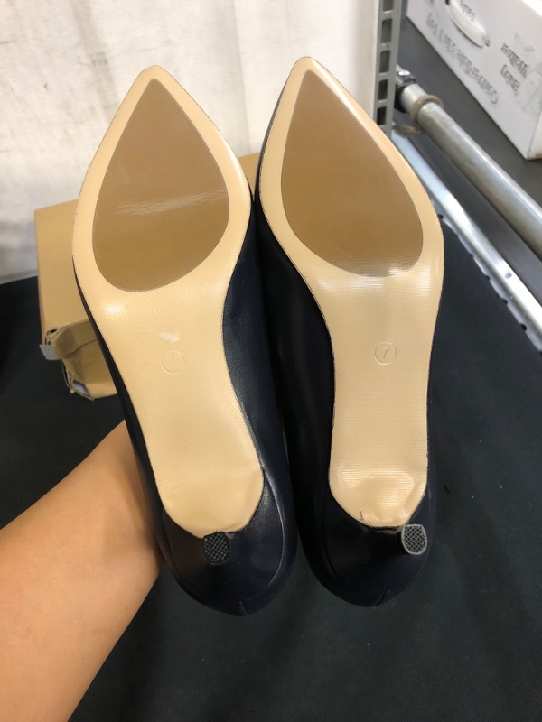 Photo 3 of GENSHUO Womens Kitten Heels Pumps,Classic 2 Inch Low Heel Slip On Closed Pointed Toe Pumps Office Work Dress Pump Shoes
, SIZE 7 ++THE FRONT LEFT SHOE HAS AN INDENTATION, THE RIGHT SOLE IS SLIGHLTY SCRATCHED ++
