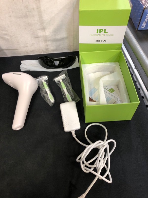 Photo 4 of XSOUL At-Home IPL Hair Removal for Women and Men Permanent Hair Removal 500,000 Flashes Painless Hair Remover on Armpits Back Legs Arms Face Bikini Line, Corded
