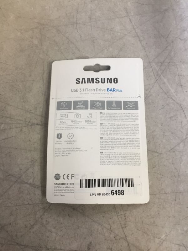 Photo 1 of Samsung 32GB USB 3.1 Gen 1 BAR Plus Flash Drive (Silver)