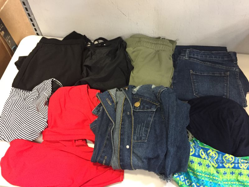 Photo 1 of box lot misc sizes women's clothing as is