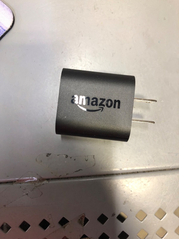 Photo 1 of Amazon 5W USB Official OEM Charger and Power Adapter for Fire Tablets and Kindle eReaders - Black
