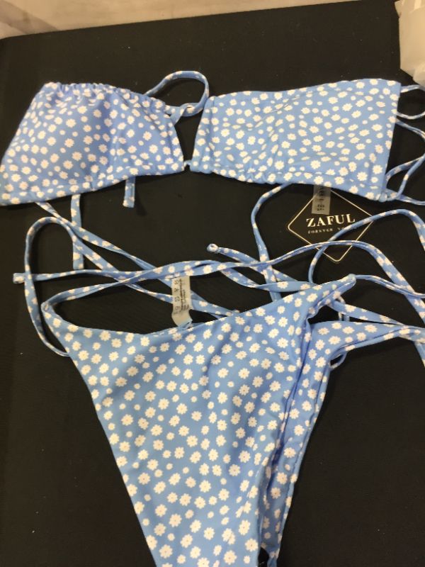 Photo 2 of ZAFUL Women's Tie Cutout Keyhole Cami String Bikini Set Two Piece Swimsuit
SIZE 4