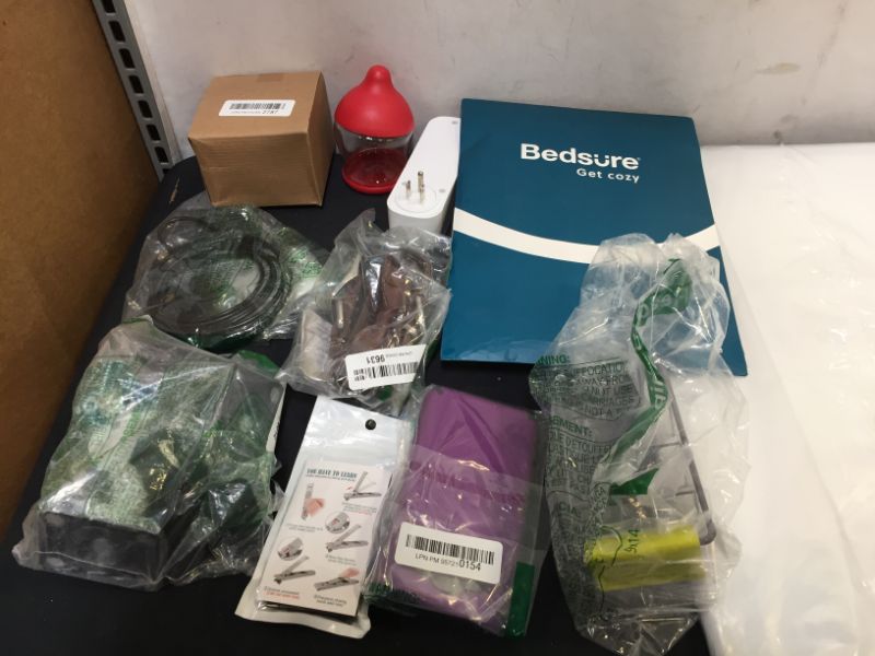 Photo 1 of ASSORTED RANDOM USED MISC. ITEM BAG LOT, ITEMS SOLD AS IS