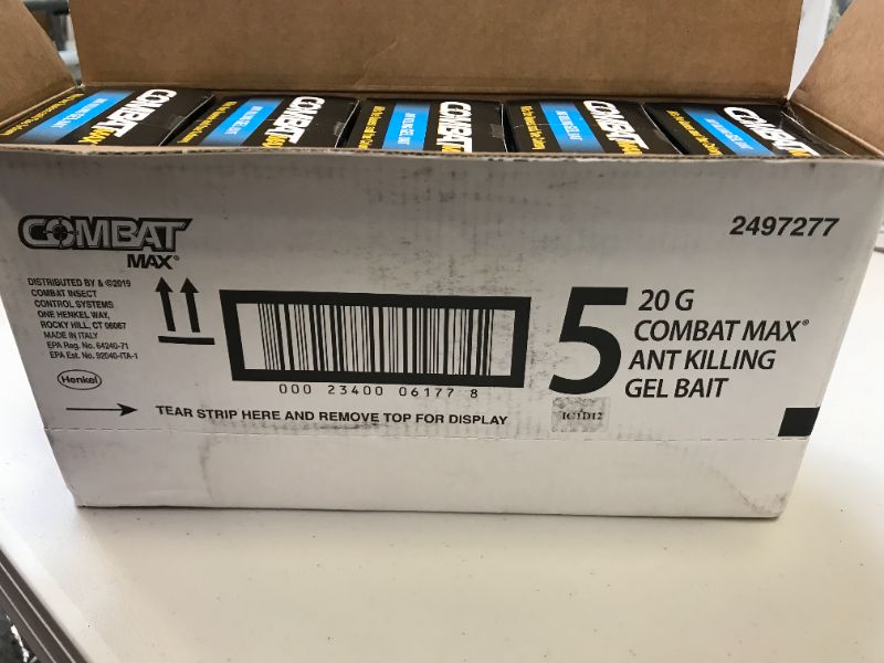 Photo 2 of Combat Max Ant Killing Gel Bait Station, Indoor and Outdoor Use, 5pack of 20Count