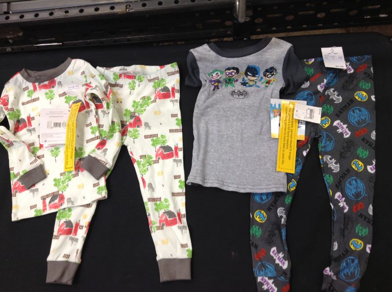 Photo 1 of 2Pieces  slim Pajama Set--Size  2T/3T