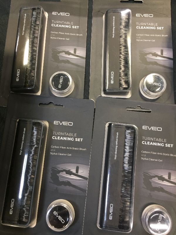 Photo 2 of EVEO RECORD CLEANER, VINYL RECORD CLEANER - CARBON FIBER ANTI STATIC RECORD BRUSH ---PACK OF 4 
