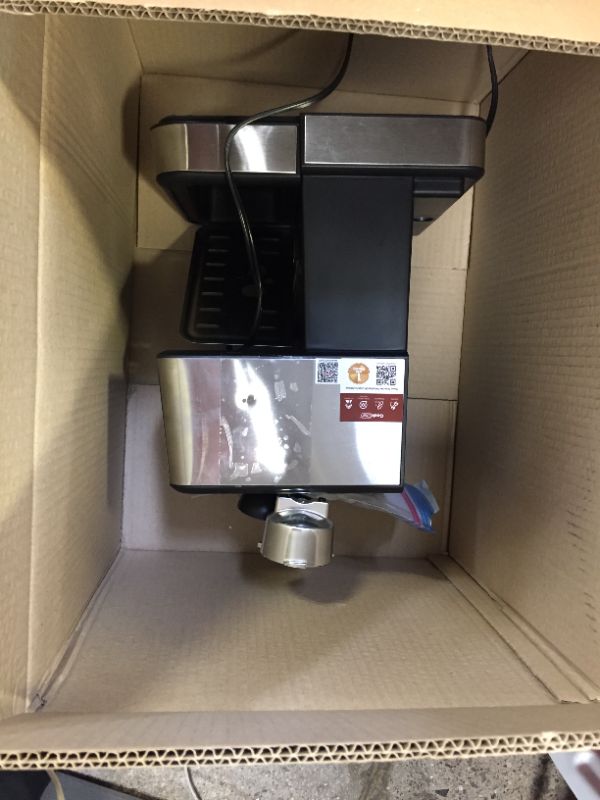 Photo 8 of ***SOLD FOR PARTS/MISSING THE WATER TANK**SEE PHOTOS**Geek Chef Espresso Machine Coffee Machine with Milk Frother Steam Wand, 20 Bar Pump Pressure Espresso and Cappuccino latte Maker, 1.5L Water Tank, for Home Barista, 950W, Black, Stainless steel
