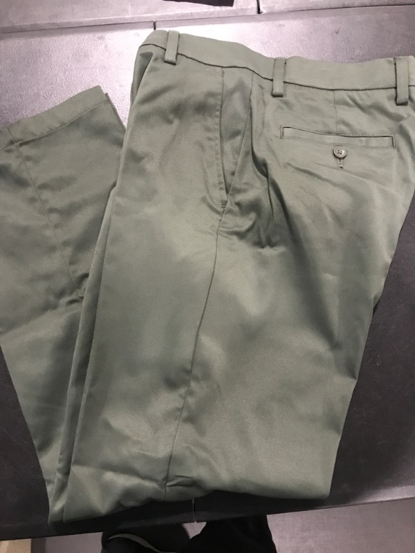 Photo 1 of Amazon Essentials Olive green Slacks Size 33x30"