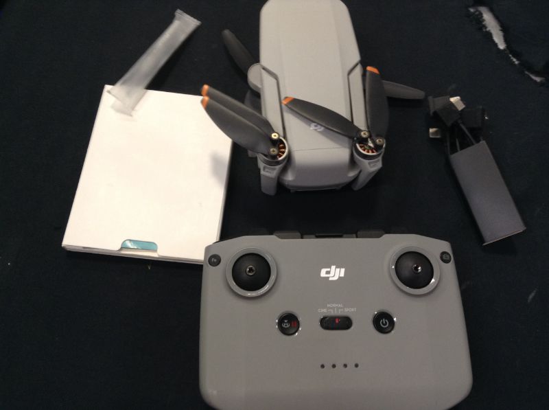 Photo 2 of DJI Mini 2 – Ultralight and Foldable Drone Quadcopter---------parts only 