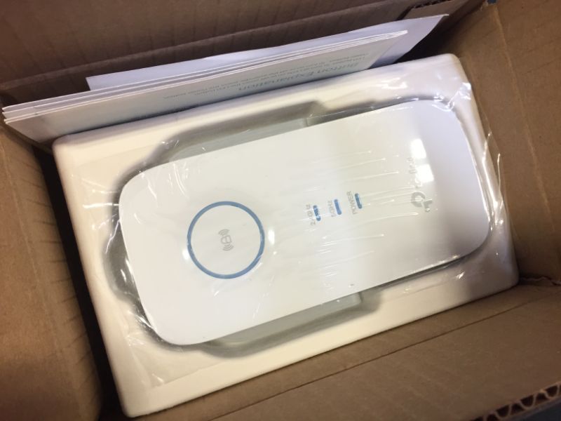 Photo 1 of TP-LINK AC1750 Wi-Fi Range Extender (RE450) (Renewed)