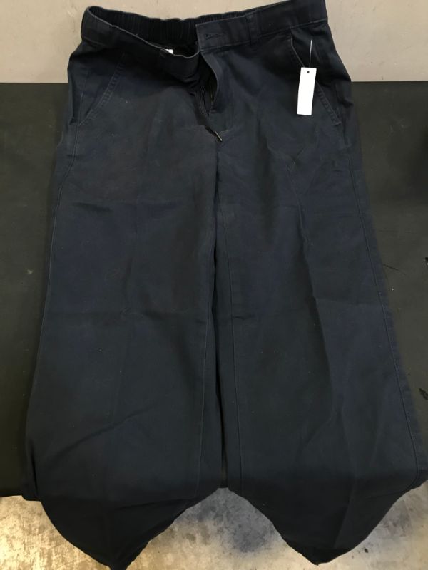 Photo 1 of Amazon Essentials Men's Slim-Fit Jogger Pant --- SMALL 