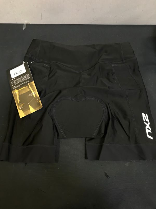 Photo 3 of 2XU Women's Perform 7" Tri Short --  LARGE 