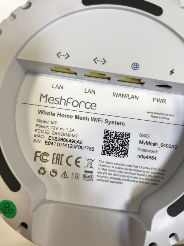 Photo 2 of Meshforce M7 Tri-Band Whole Home Mesh WiFi System (3 Pack) --- SEE PHOTOS / COULD NOT TEST 