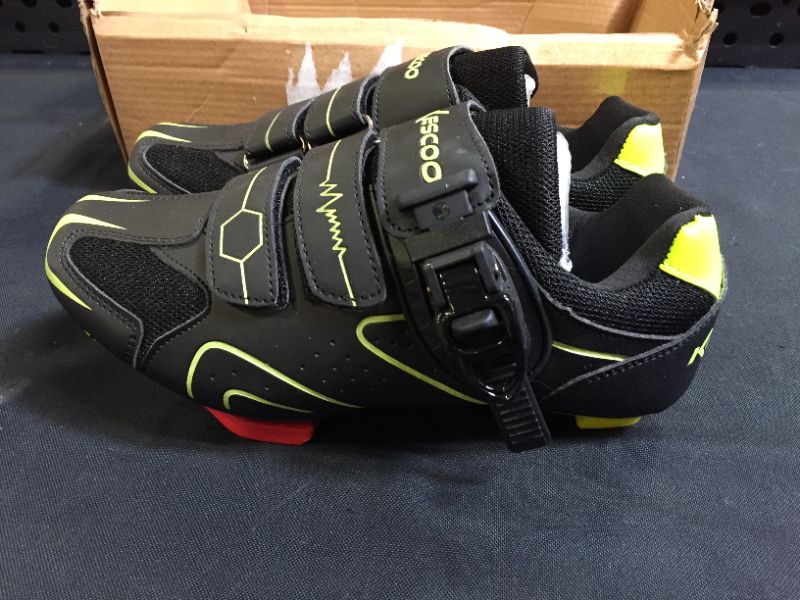 Photo 2 of CYCLING SHOES SIZE 37/5 (DAMAGES TO PACKAGING)