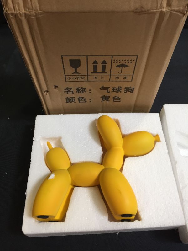 Photo 1 of BALLOON DOG HOME DECOR (DAMAGE TO BOX)