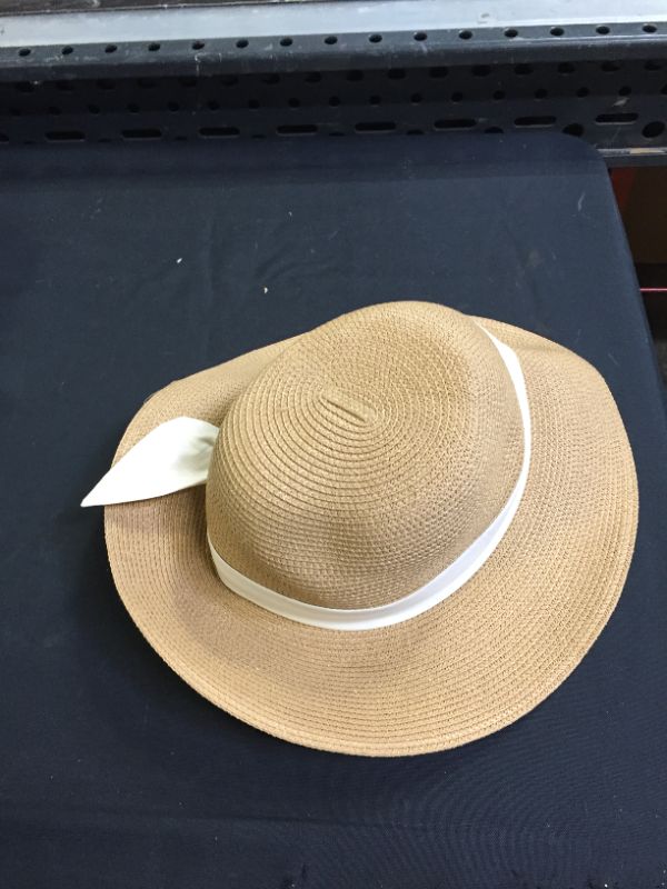 Photo 2 of FURTALK Sun Hats for Women Wide Brim Straw Hat Beach Hat UPF UV Foldable Packable Cap for Travel
