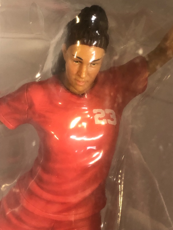 Photo 4 of Collectible Figure Christen Press Soccer #23
