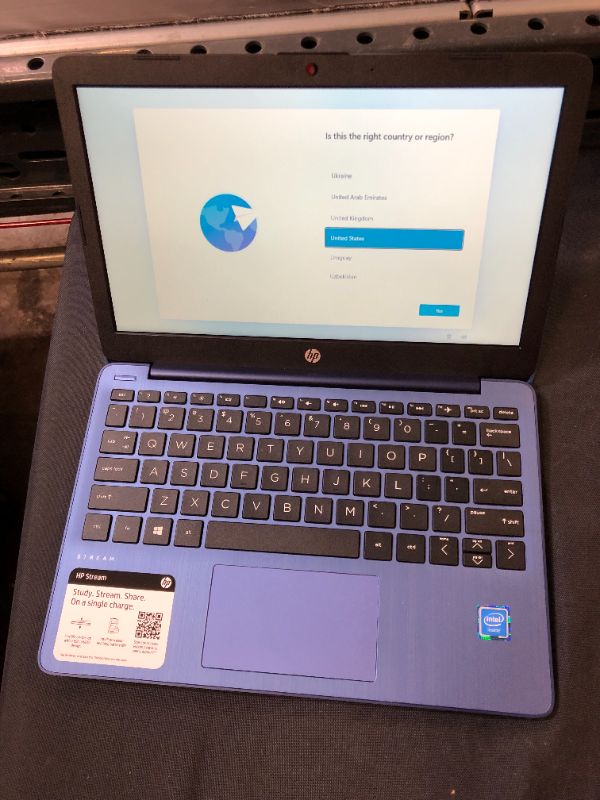 Photo 2 of HP Stream 11" Laptop, Intel Celeron N4020, Intel UHD Graphics 600, 4 GB RAM, 64 GB SSD, Windows 11 Home in S mode (11-ak0030nr, Royal blue)
